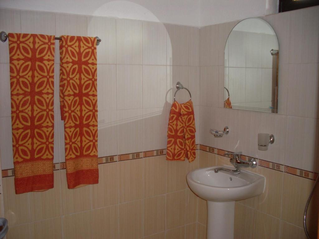Tsutsovi House Hotel Kalofer Room photo